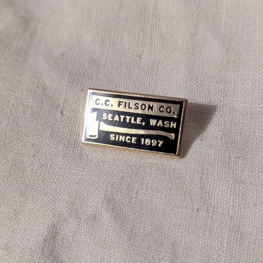 Filson Patch And Pin Bundle- Includes 4 Items - image 3